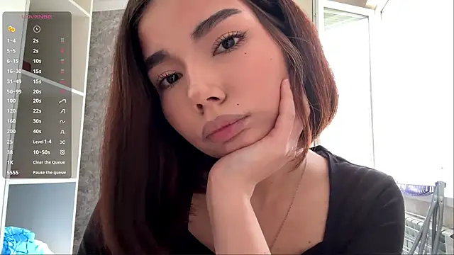 MarylnMonnier webcam