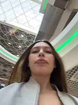 LeiaMood Live Webcam on Stripchat
