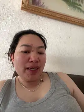 Nhung584 webcam