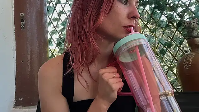 karo123421 - Karo123421's free webcam - UK Sex Cams