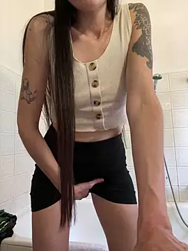 LolloLara91 webcam