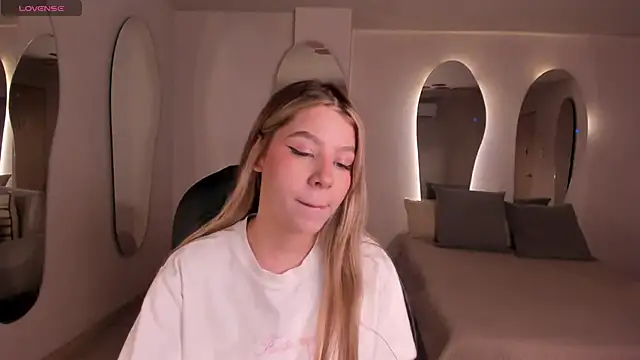 TiffannySins webcam