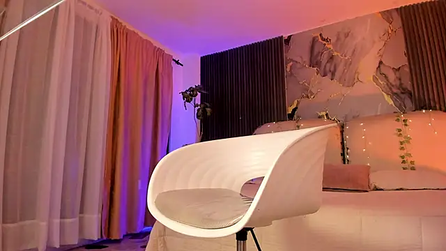 SarahCastro1_ webcam