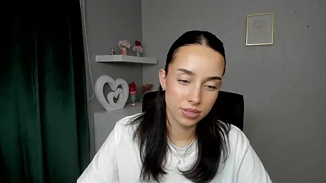 AdeleSolo webcam