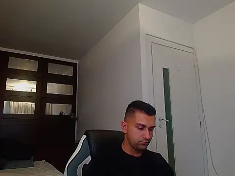 BryceReign webcam