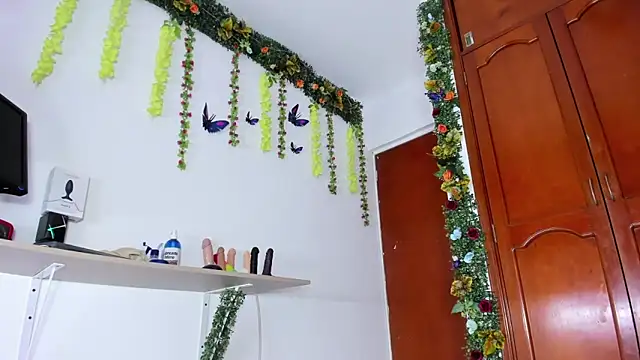 ElikoLanny_ webcam