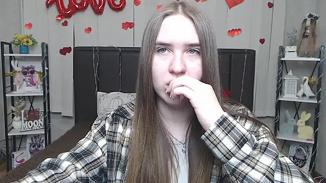 LauraHlot webcam