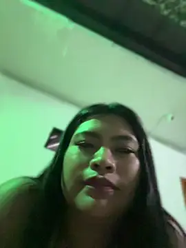 LunaaRosse webcam