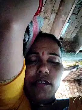 Pooja750 webcam
