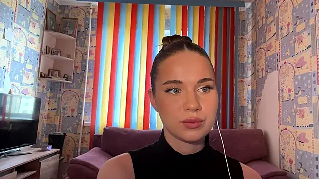 Miss_Blessnyth webcam