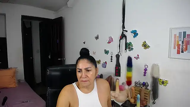 mature_bigboobs10 webcam