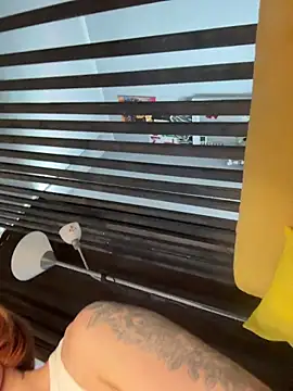 LittleFox___ webcam