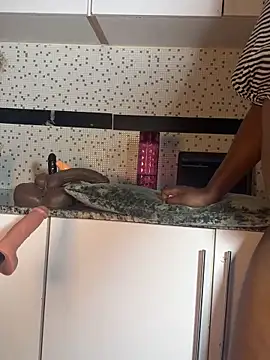 Bella045 webcam