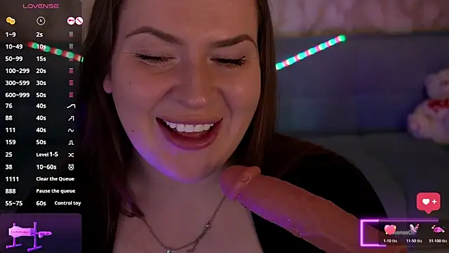AliceOfWondersS webcam