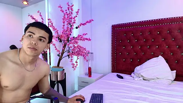 Jaden_and_sofia webcam