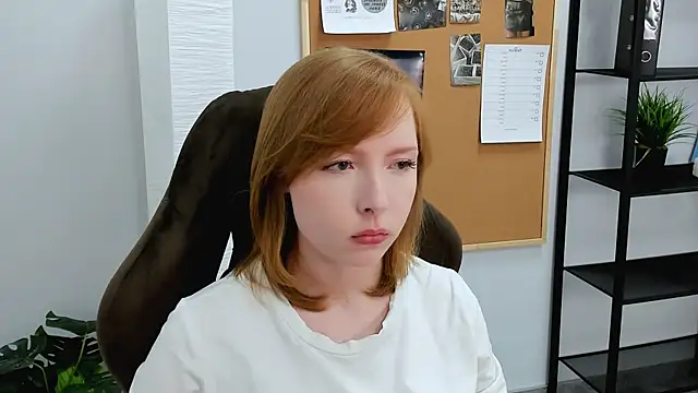 CherryCrushLove webcam
