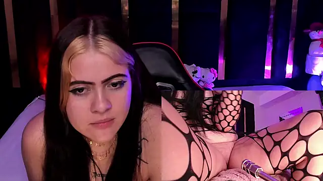 Sayreth_ webcam