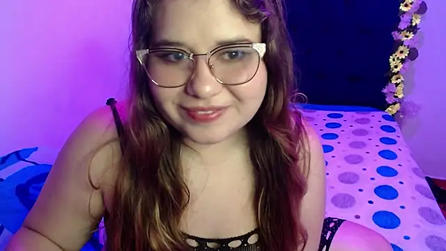 mary_shucsika webcam