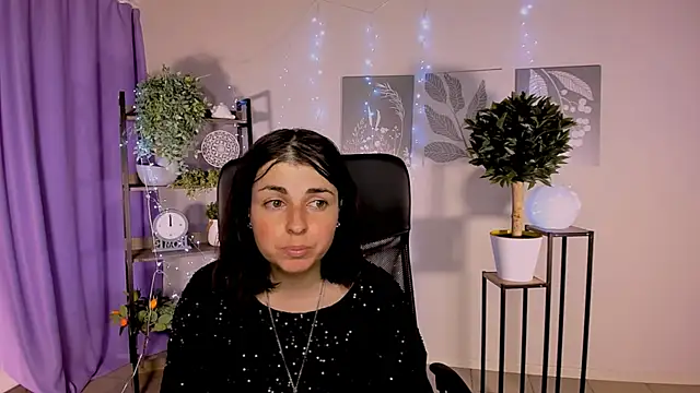 MartaEdams webcam