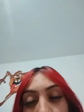 Derieri_Blush webcam