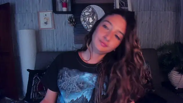 Alucarda666 webcam