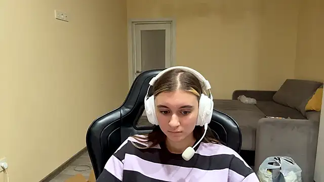 LueIvins webcam