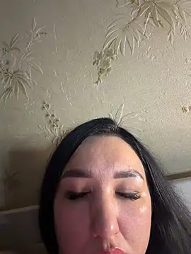 Naughtbaby_2025 webcam