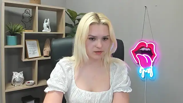 SweetLilyxo webcam