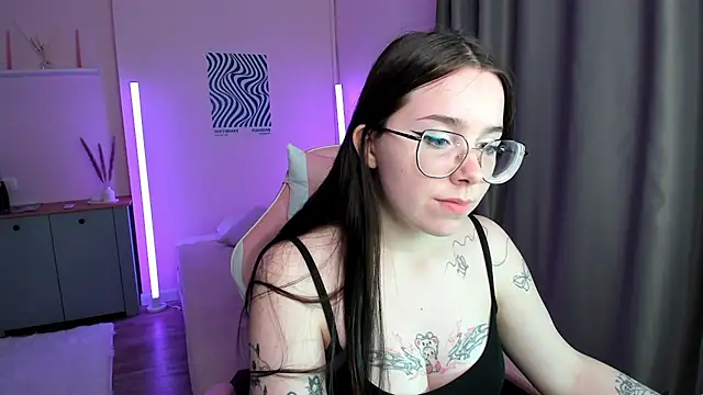 KellyMilton webcam