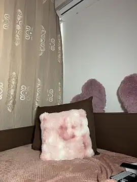 Sabrinedivinee webcam