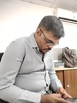 Desi_Lodo_Gujju_Boy webcam