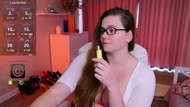 KellyKleine live sex cam