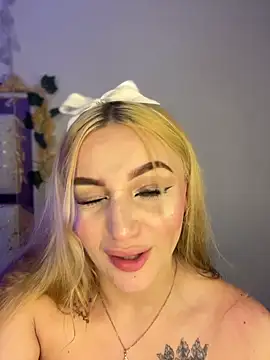Sara_Sophia420 webcam
