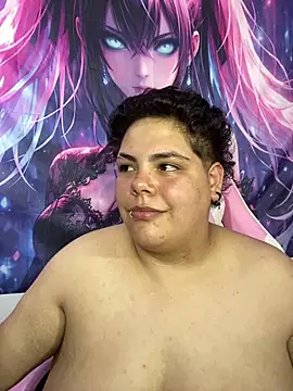 Hailey_Curvy webcam