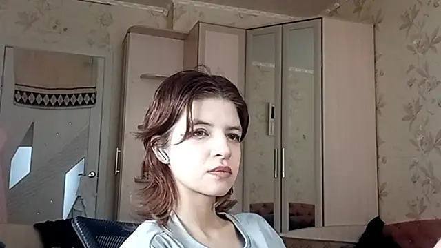 LowkeyIndigo webcam