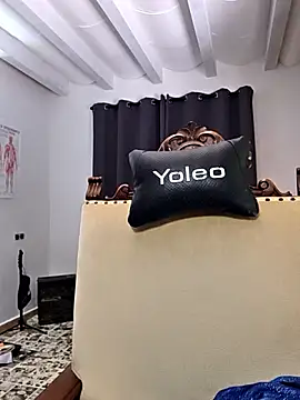 kylie_blck webcam