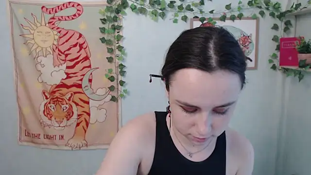 VeryVeryVeryShy_ webcam