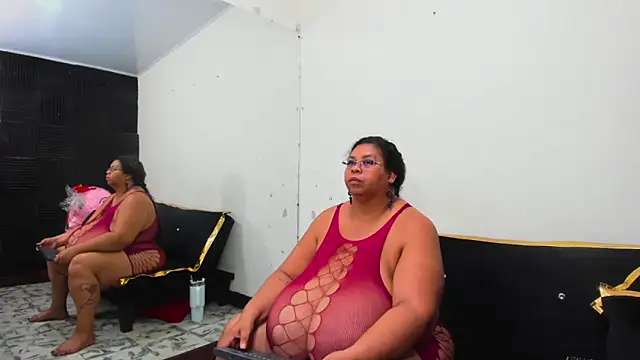 Lynn_Jones webcam