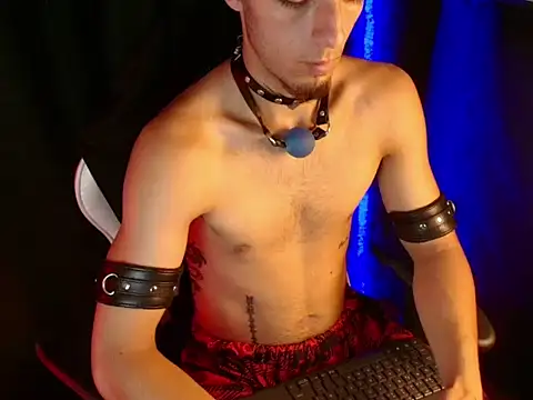 dark_men1 webcam
