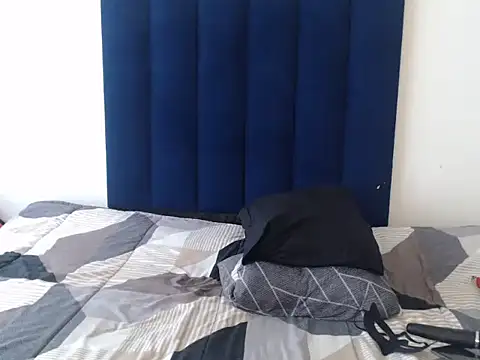 SexyBellah_123 webcam