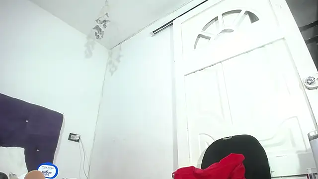 Squirter_pussybomb webcam