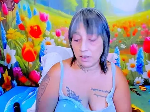 indianroxy - Indianroxy's free webcam - UK Sex Cams