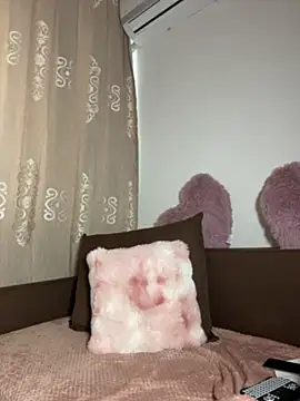 Sabrinedivinee webcam