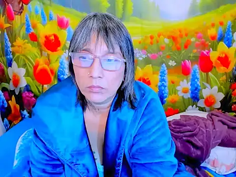 indianroxy webcam