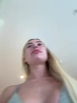 SexySaraxxoo webcam