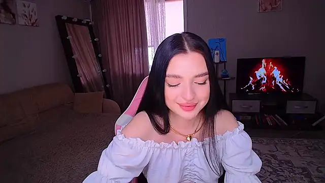 yoursLina webcam