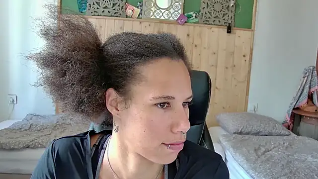 AaliyahHarris webcam