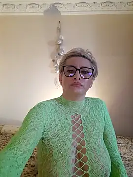 LunaBlaise webcam