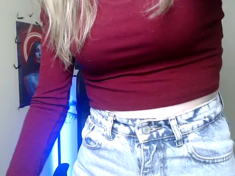 StrangerGi webcam