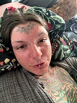 lizzardqueeen webcam